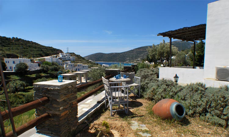 Contact with hotel Ostria studios in Sifnos